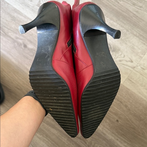 Elegant Red Heeled Boots for Women - Picture 5 of 5